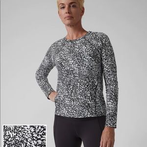 Athleta Ultimate train print top